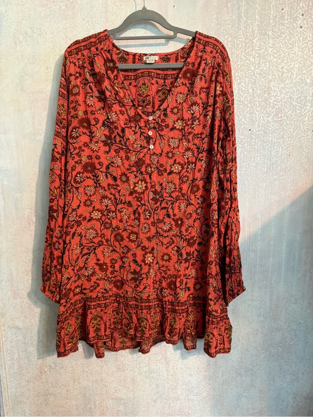 Billabong Free As Can Be Mini Dress In A Hibiscus Red Floral Print. Boho, Sz Lg